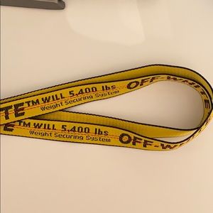 Off-white industrial belt